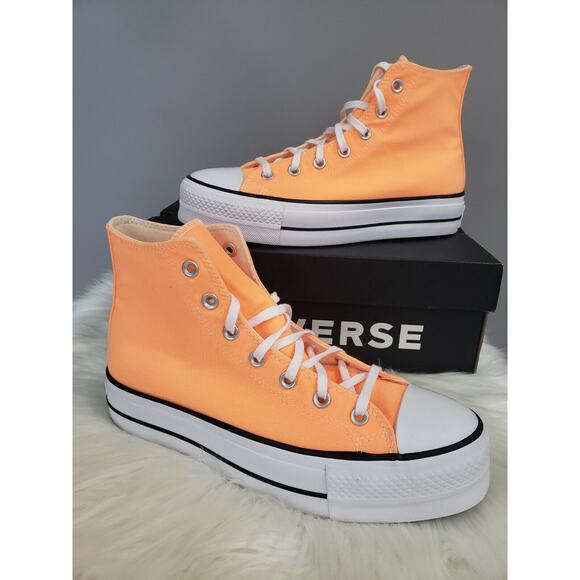NEW Size 9.5 Converse Chuck Taylor All Star Sneakers Peach Beam A04392C Platform - Picture 1 of 6
